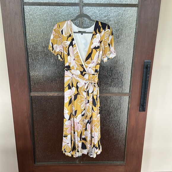 Slate and Willow Mod Daisy Wrap Dress size XS - Picture 4 of 10
